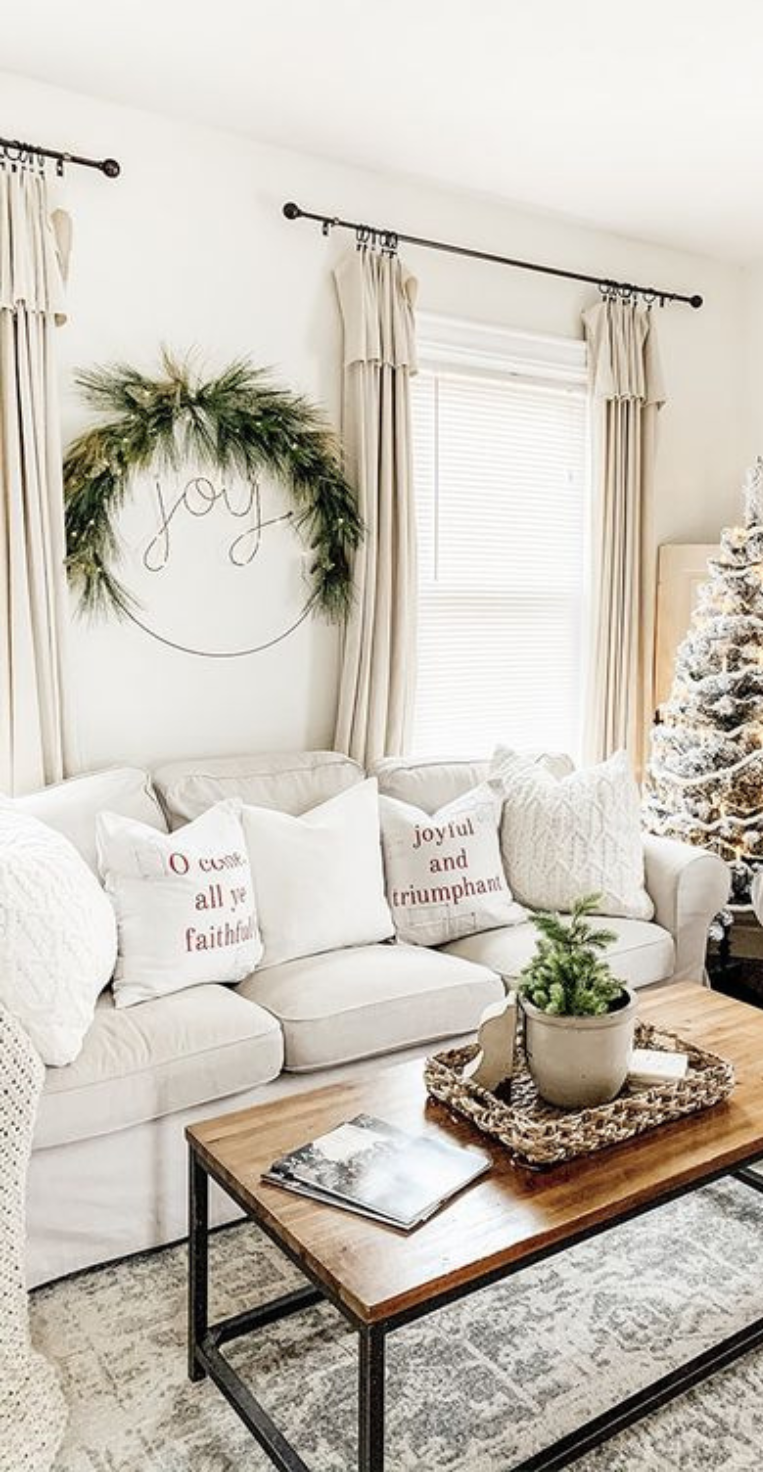 11 Simple Ways to Decorate a Small Living Room for Christmas