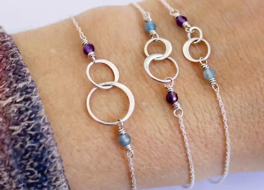 Mother Daughter Bracelet, Custom Birthstones, Mothers Day Gift, Two Interlocking Circles, Friendship Bracelet, Unity, Sterling Silver - Etsy