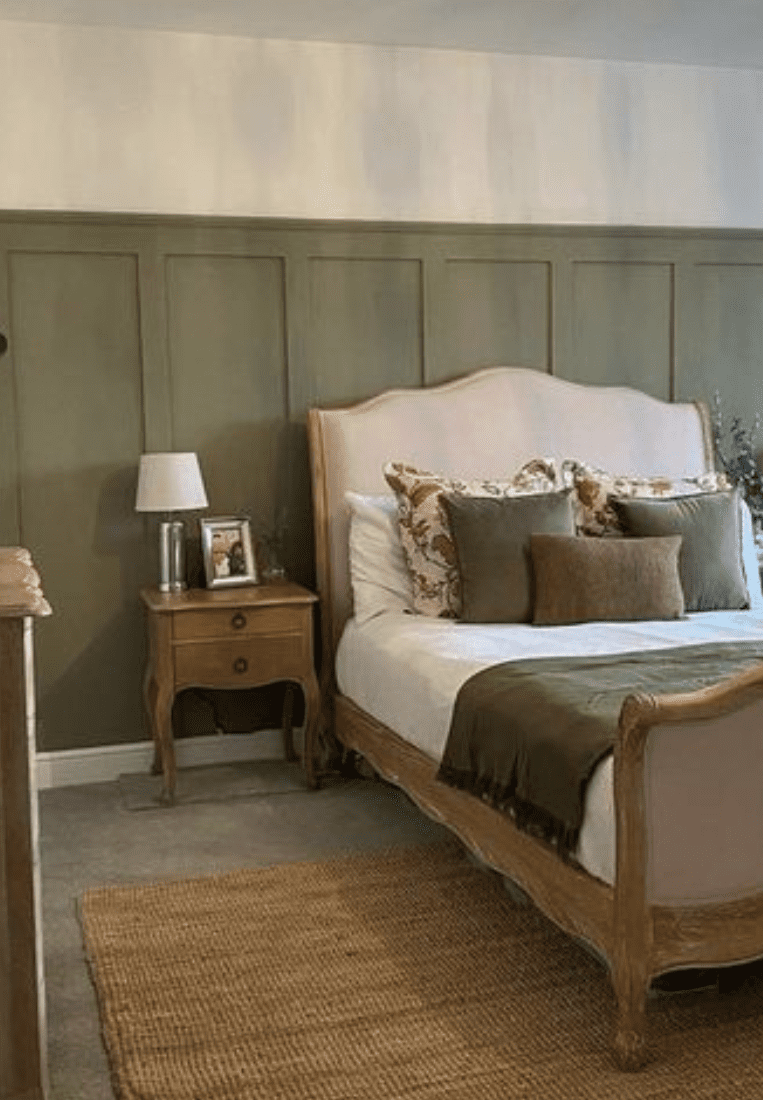 20 Beautiful Behind Bed Paneling Ideas (for a stunning transformation)