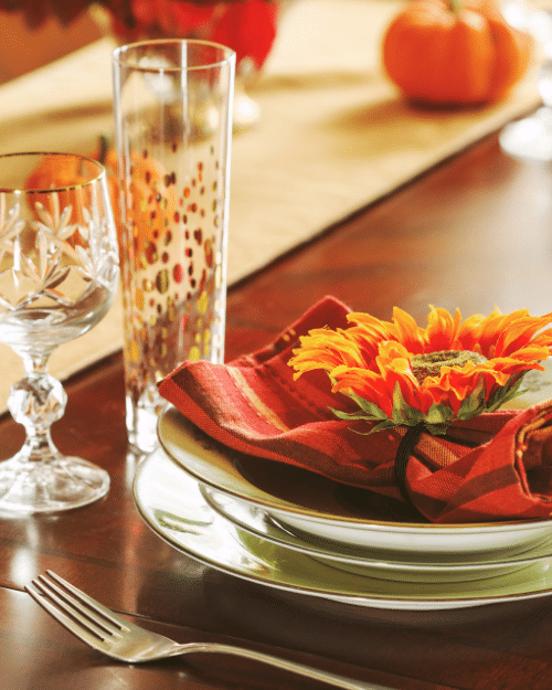 simple thanksgiving table