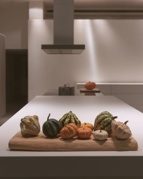 modern fall kitchen island decor