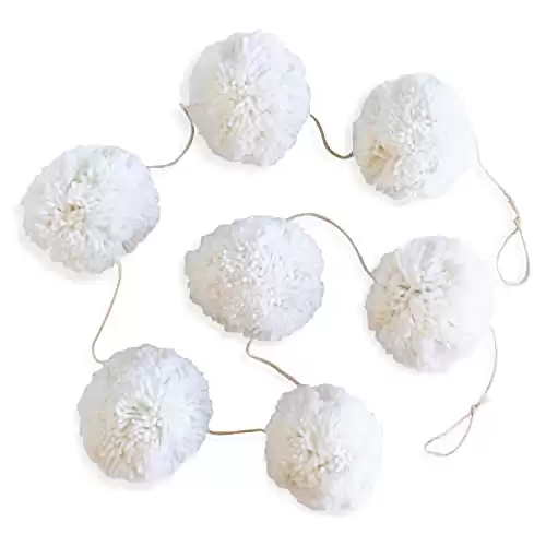 Sageinthyme 6ft White Yarn pom pom Garland Fluffy Chunky Large Boho Minimalist Home Decor Farmhouse Mantel Holiday Decoration Neutral Wall Hanging Christmas (4 inch Pom Pom)