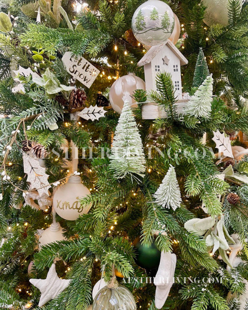 rustic themed christmas tree