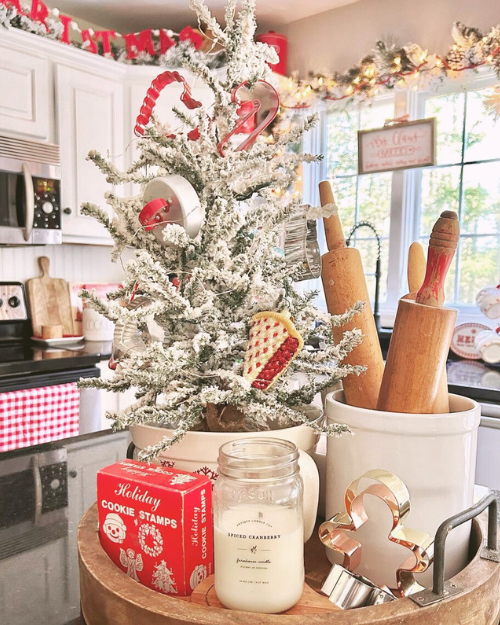 christmas kitchen island decor centerpiece