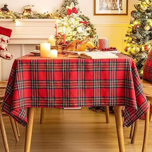 AQOTHES Red Green Plaid Christmas Tablecloth 60x84, Tartan Table Cloth Decorations, Winter Holiday Tablecloths for Rectangle Tables Parties Dining Farmhouse Kitchen Decor