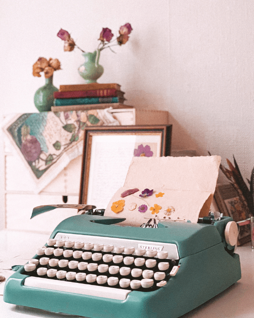 vintage desk aesthetic